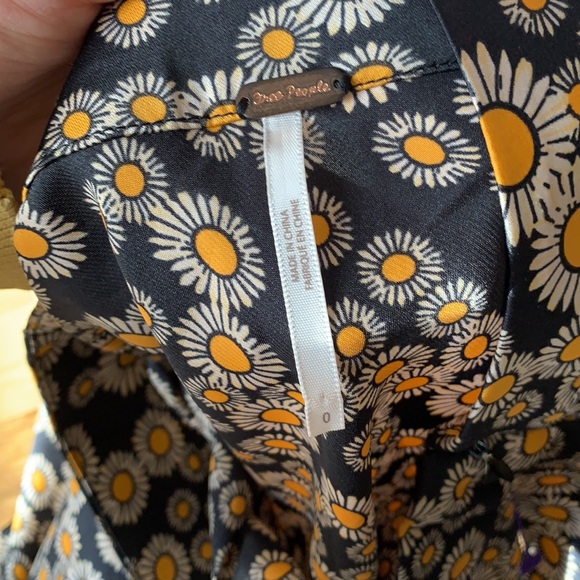 Free People Phoebe Daisy Floral Black Mini Skirt - Picture 5 of 6